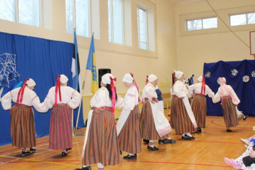 Eesti Vabariigi 106. aastapäeva tähistamine koolis